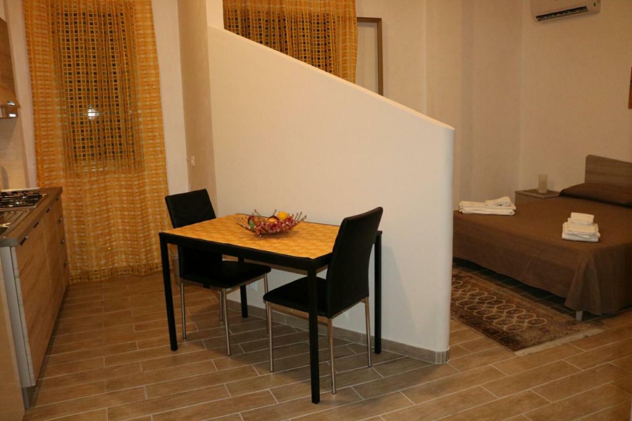 Casa Trio Apartments กัสเตลลัมมาเร เดล โกลโฟ ภายนอก รูปภาพ